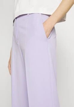 Hugo Hulana - Trousers - Light Pastel Purple 13 Hugo Hulana - Trousers - Light Pastel Purple -Hugo 74d01831f0cc4decbebf8bf17bd990c5