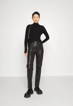 Hugo Sotelline - Jumper 10 Hugo Sotelline - Jumper -Hugo 78e41a340e284970a266236807e30382