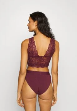 Hugo Briefs - Dark Purple