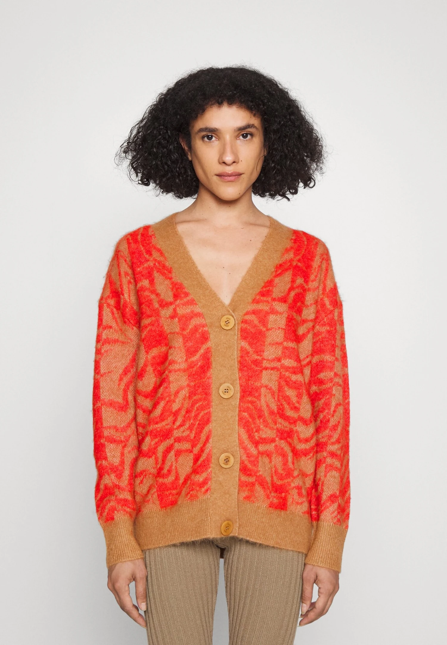 Hugo Sameedia - Cardigan 3 Hugo Sameedia - Cardigan