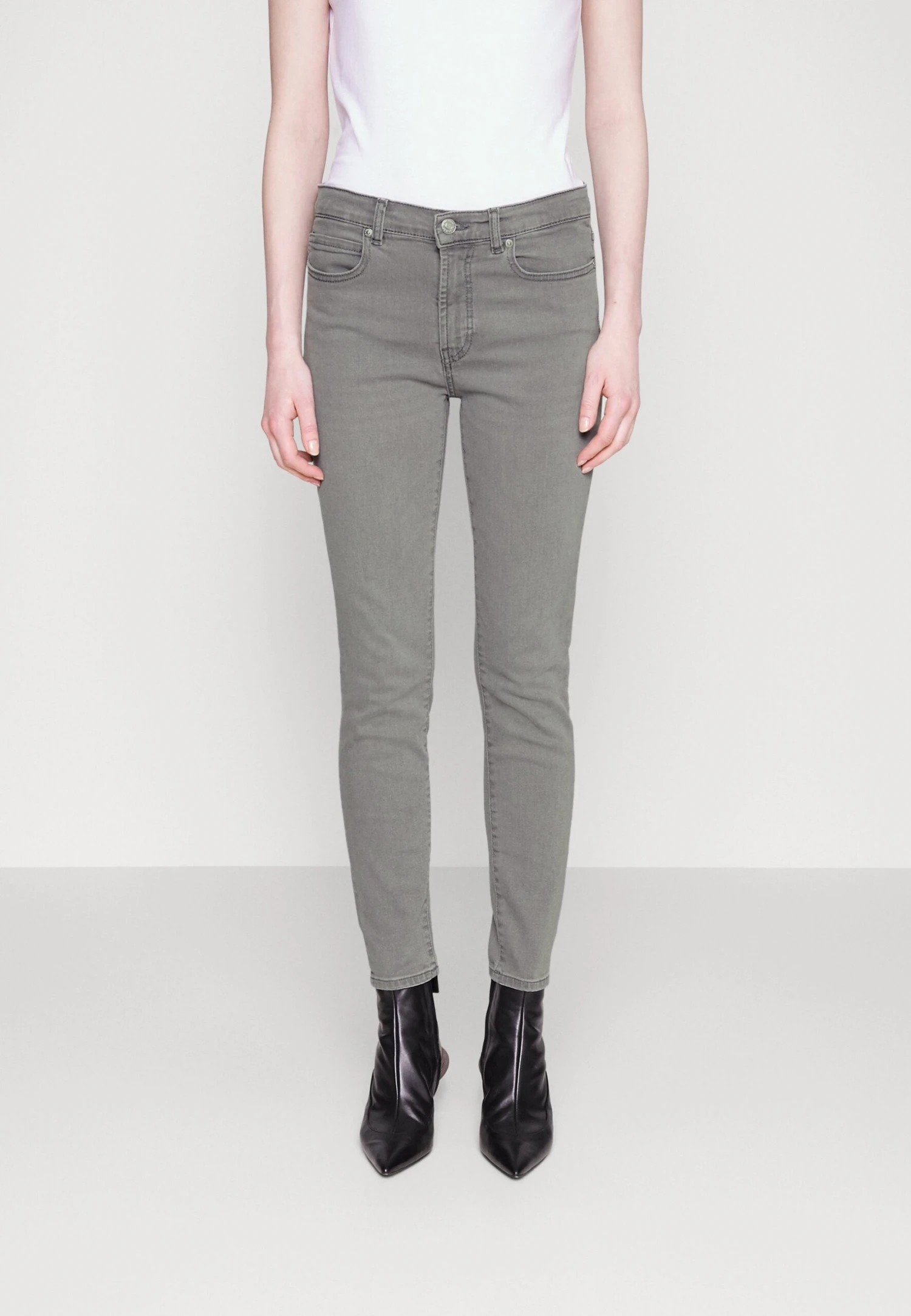 Hugo Slim Fit Jeans - Medium Grey 3 Hugo Slim Fit Jeans - Medium Grey