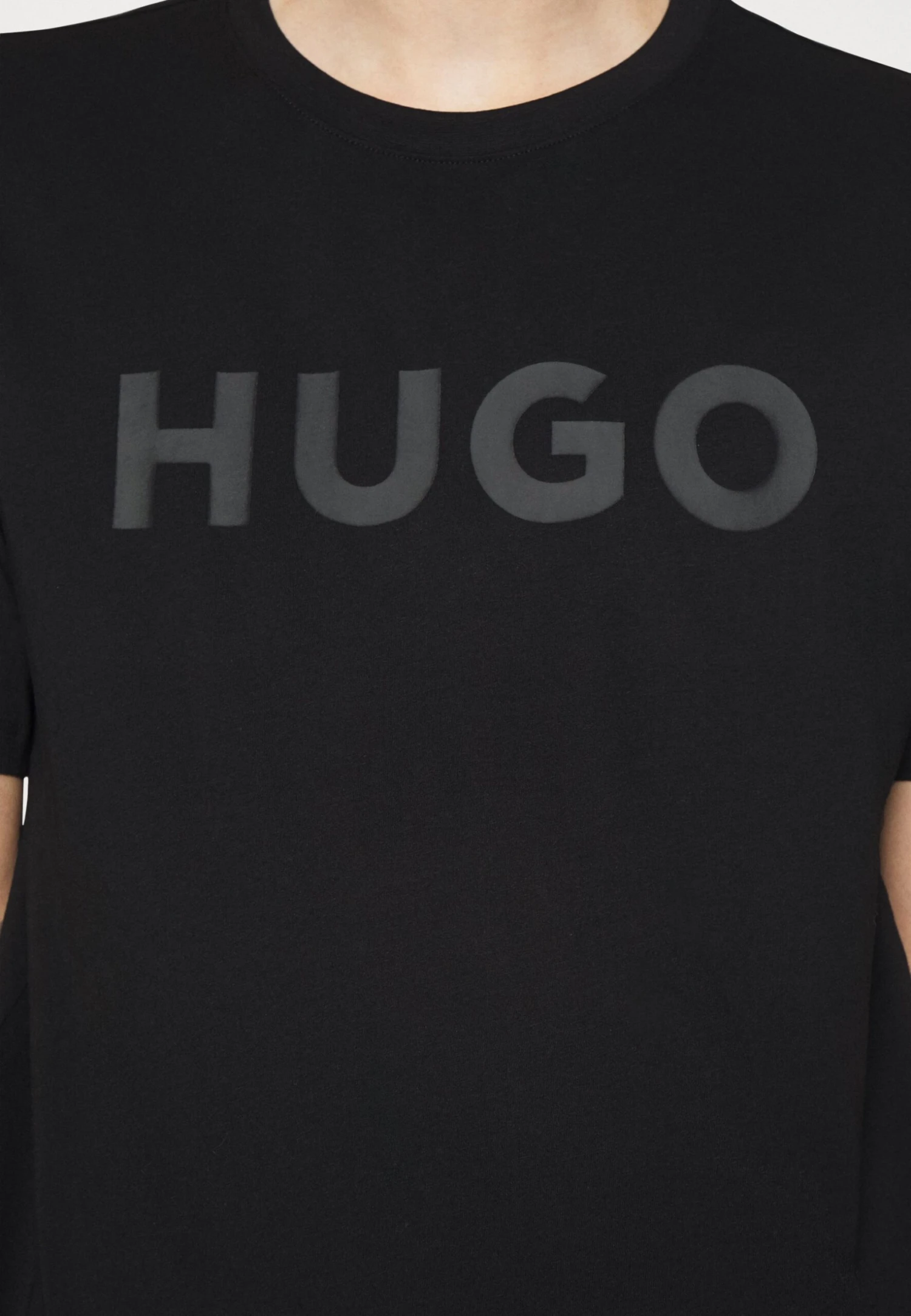 Hugo Dulivio - Print T-Shirt 7 Hugo Dulivio - Print T-Shirt - Image 5