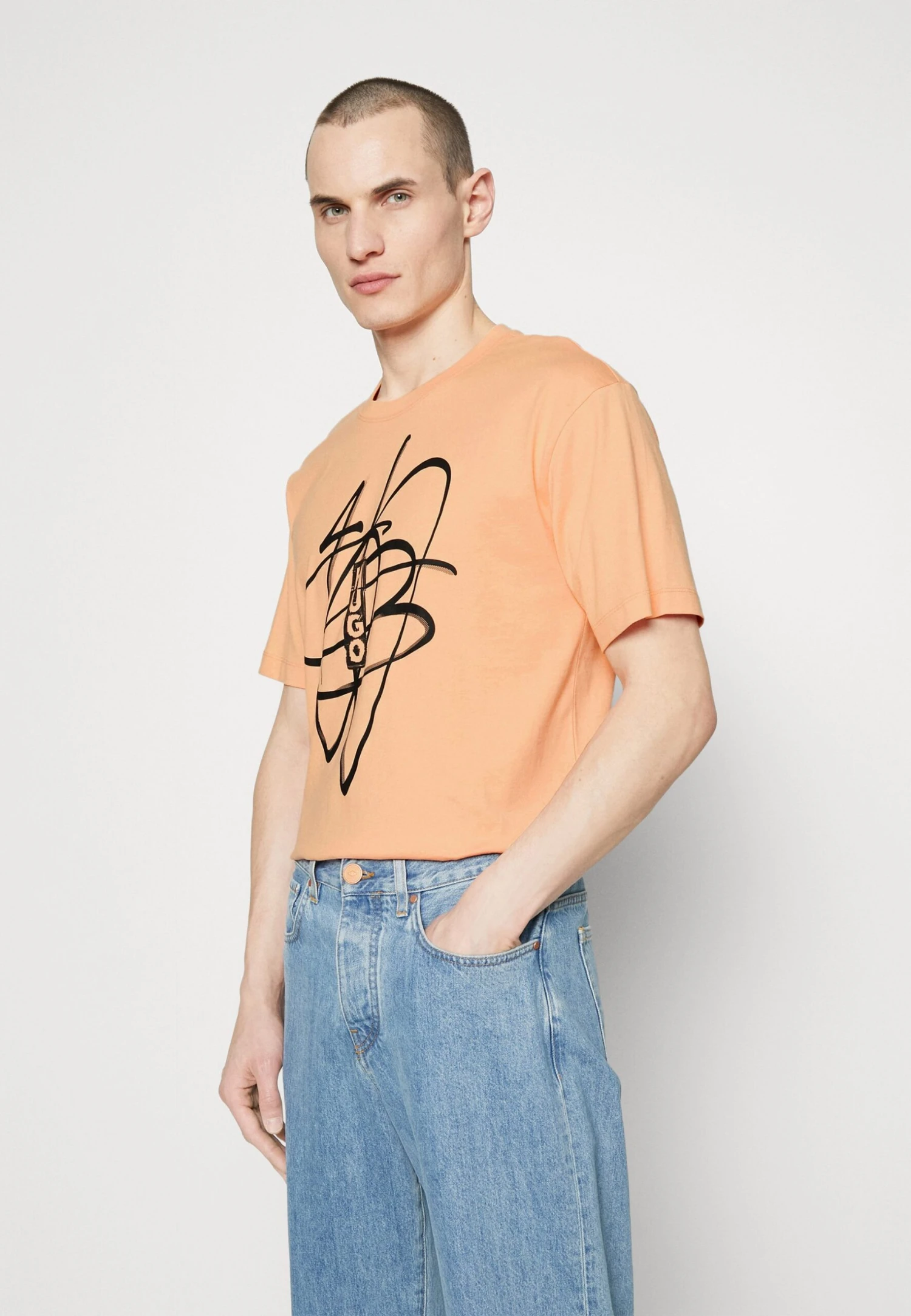 Hugo Print T-Shirt - Light/Pastel Red 6 Hugo Print T-Shirt - Light/Pastel Red - Image 4