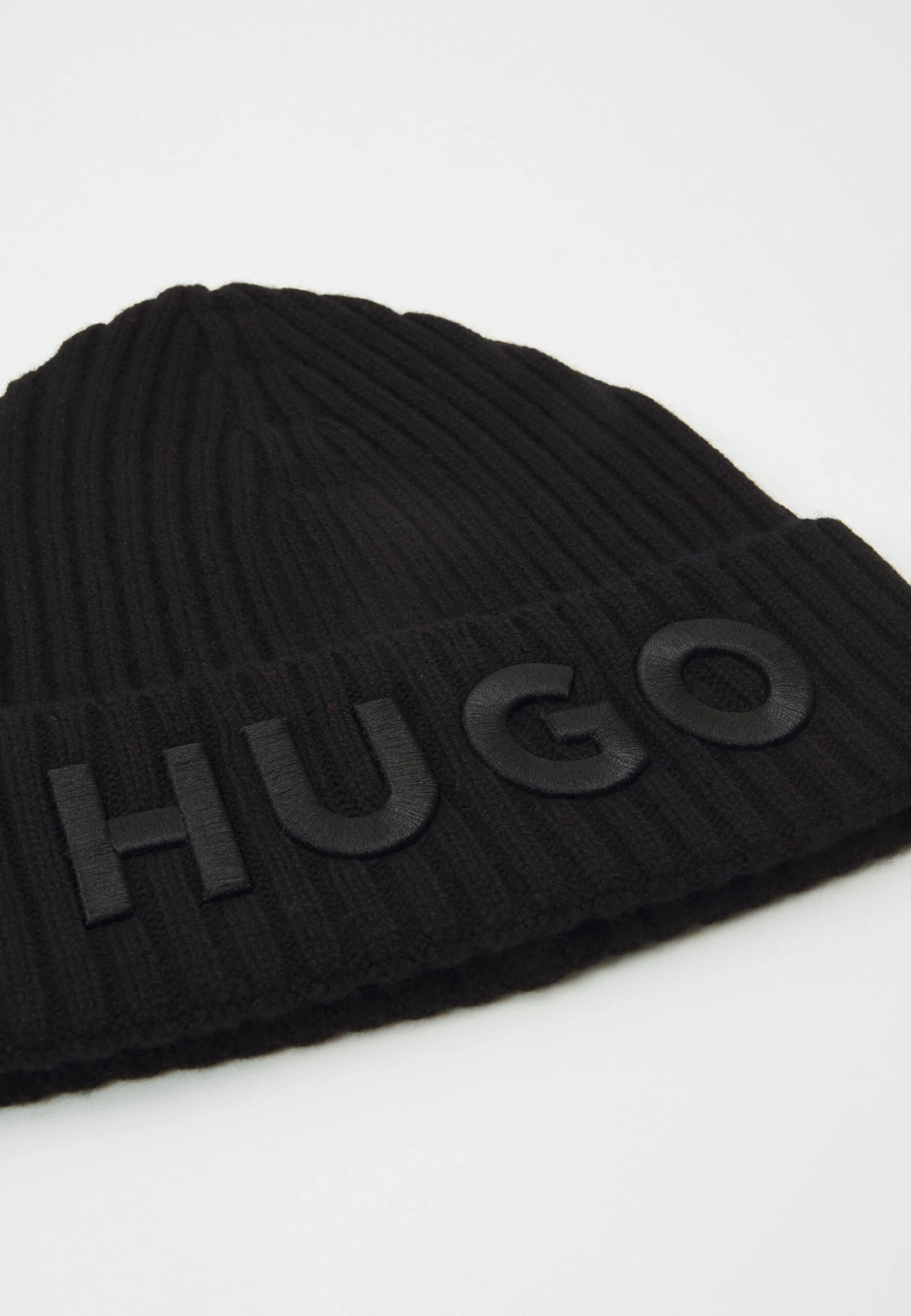 Hugo Unisex - Beanie - Black 5 Hugo Unisex - Beanie - Black - Image 3