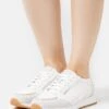 Hugo Icelin Runn - Trainers - White -Hugo 956ed4214ac54a31bdeb1c7aa39eccc5