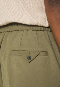 Hugo Fabo - Shorts - Open Green Five -Hugo 9752f4bfb0e34e608a35afc8b336b14d