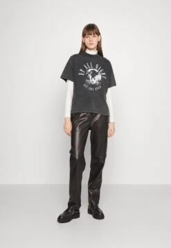 Hugo Dorene - Print T-Shirt - Black -Hugo 98e0c1004c8442438b52dc774019fdb5