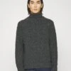 Hugo Steed - Jumper - Medium Grey