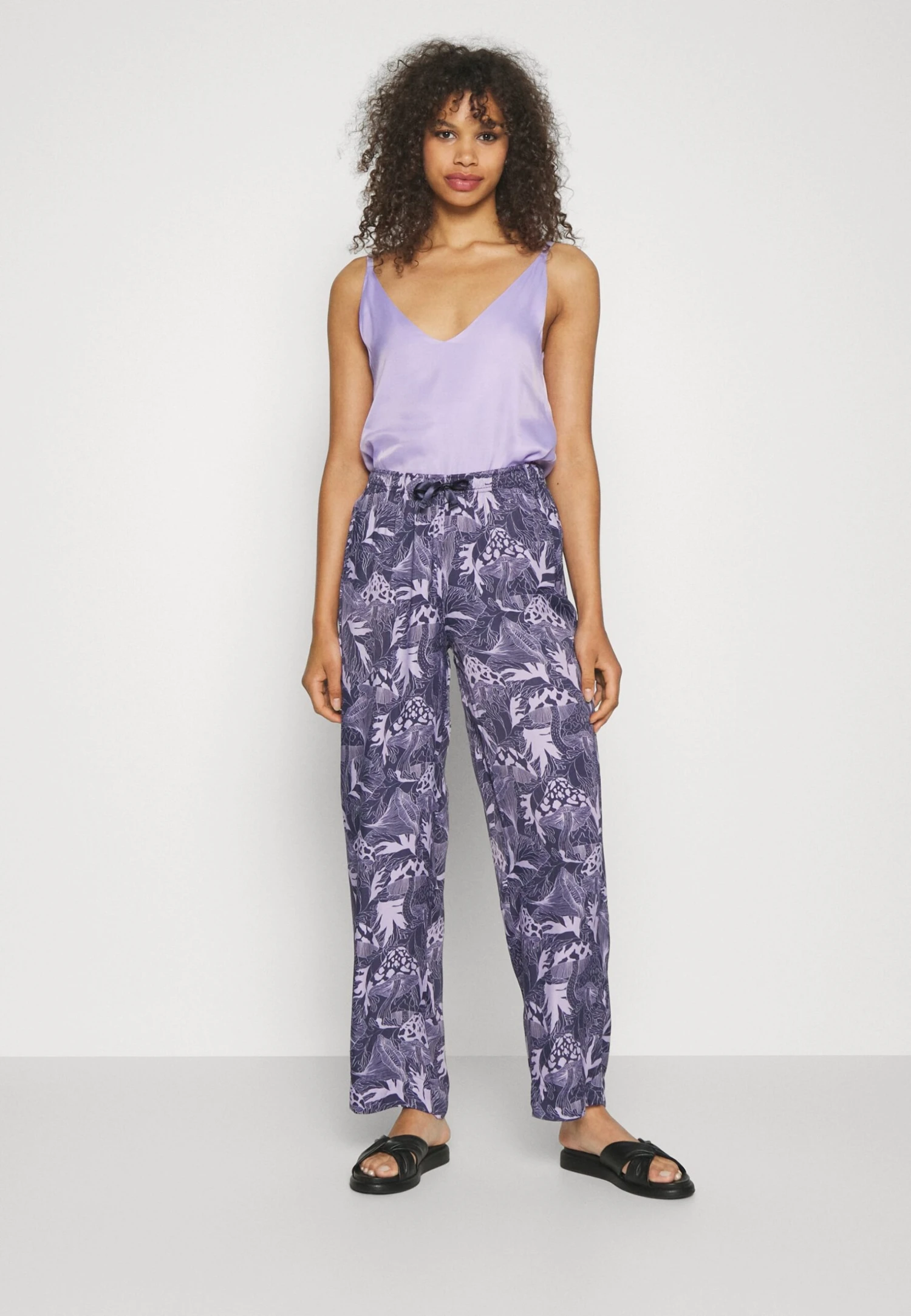 Hugo Camisole - Undershirt 4 Hugo Camisole - Undershirt - Image 2