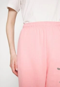 Hugo Relaxed Jogger - Tracksuit Bottoms - Bright Pink -Hugo 9fd163e140484ea2ab8143993f13f41b