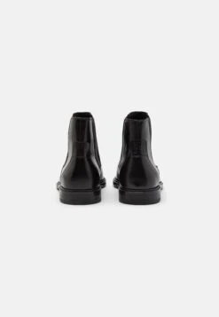 Hugo Kerr Cheb - Classic Ankle Boots - Black 10 Hugo Kerr Cheb - Classic Ankle Boots - Black -Hugo a0322c22d97a4f9a8cfb55f4d0135c11