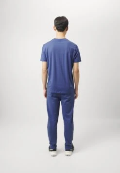 Hugo Dutschi - Tracksuit Bottoms - Open Blue 9 Hugo Dutschi - Tracksuit Bottoms - Open Blue -Hugo a1650eea04054c109fab6c620022cf0c