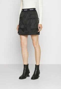 Hugo Roinna - A-Line Skirt - Black