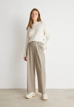 Hugo Scrovey - Jumper -Hugo a86ca2bc423740f18fe42a1785490224