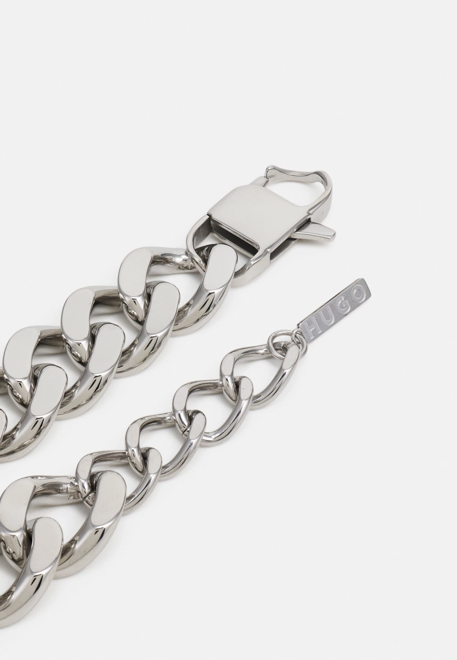 Hugo Chain Unisex - Necklace - Silver 4 Hugo Chain Unisex - Necklace - Silver - Image 2