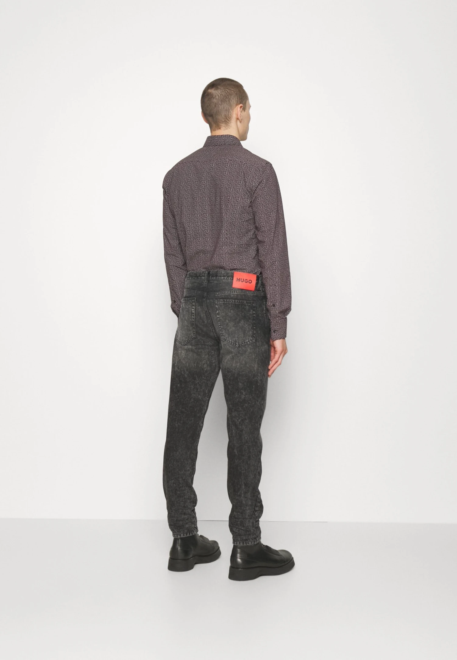 Hugo Slim Fit Jeans - Charcoal 5 Hugo Slim Fit Jeans - Charcoal - Image 3