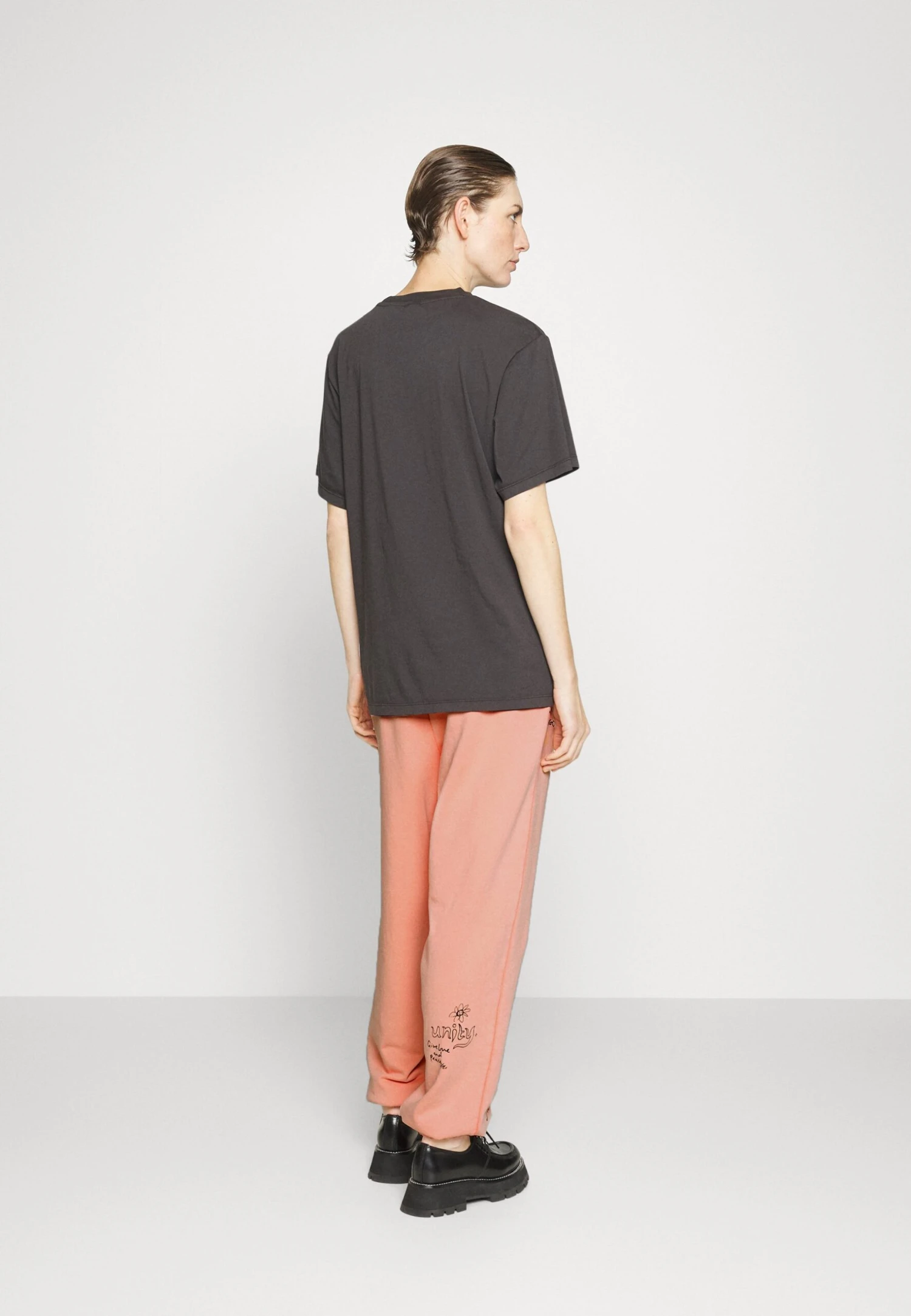 Hugo Nerida - Tracksuit Bottoms - Light/Pastel Orange 5 Hugo Nerida - Tracksuit Bottoms - Light/Pastel Orange - Image 3