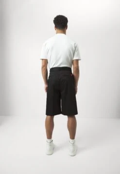 Hugo Shorts - Black 10 Hugo Shorts - Black -Hugo acba0fbdacfc46a09df451d85f2552ef