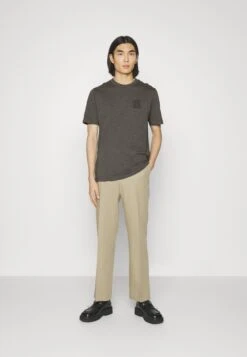 Hugo Daiman - Basic T-Shirt - Medium Grey -Hugo b0608667c934463f994350974de9daee