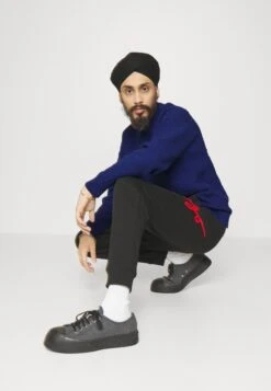 Hugo Srido - Jumper - Medium Blue 11 Hugo Srido - Jumper - Medium Blue -Hugo b0ecaf892ccf44bb87b9e121c7ab73c0