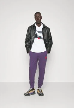 Hugo Print T-Shirt - White 8 Hugo Print T-Shirt - White -Hugo b828785b3d8e4f51befee9646db73f1b