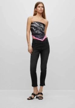 Hugo Scarf - Black One