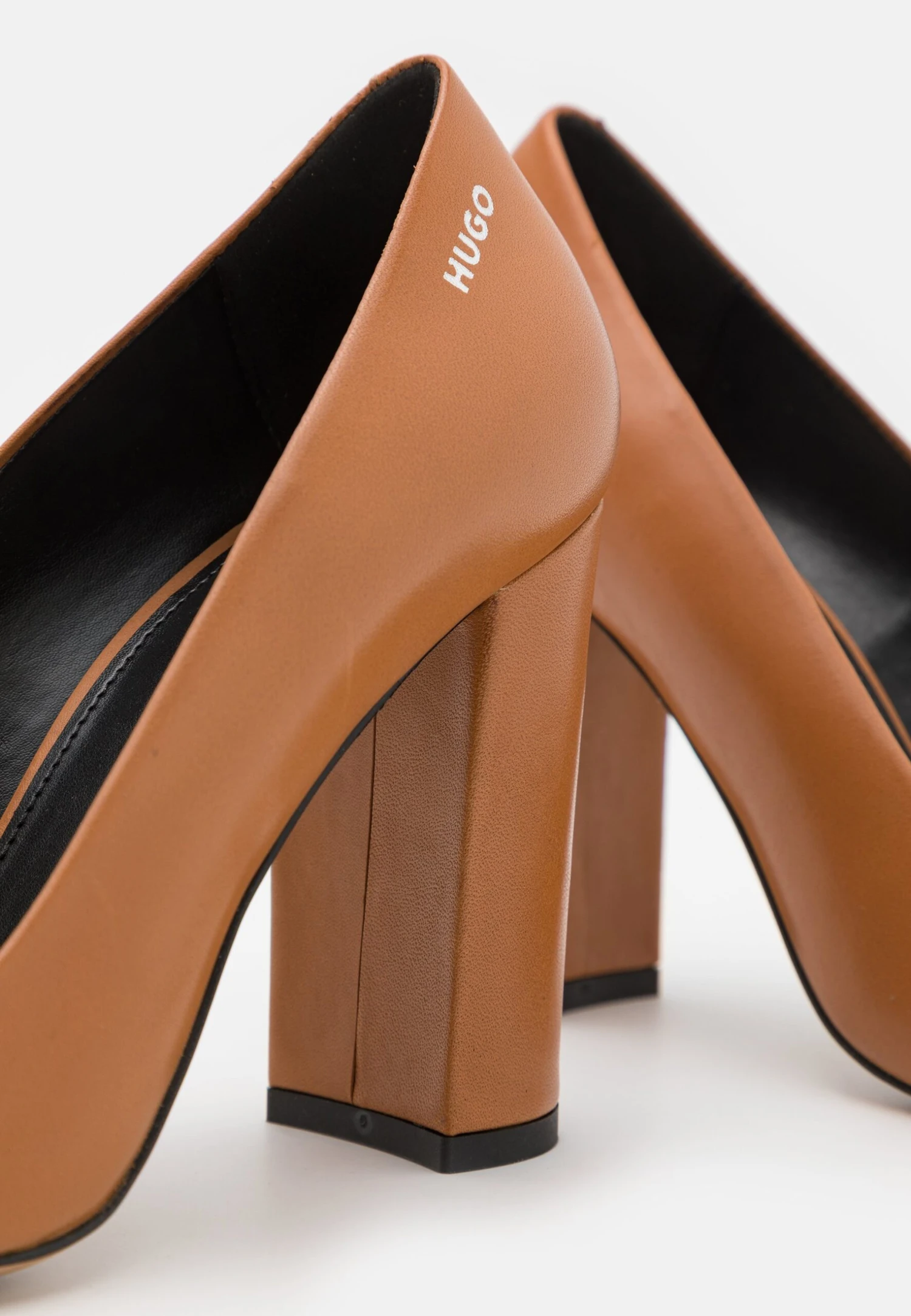 Hugo Callie- Classic Heels - Light Beige 9 Hugo Callie- Classic Heels - Light Beige - Image 7