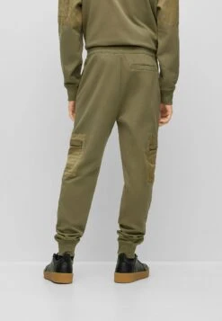 Hugo Duercia - Cargo Trousers - Open Green Five 10 Hugo Duercia - Cargo Trousers - Open Green Five -Hugo c39bda9eca7d47528bb7a71e83eff2af