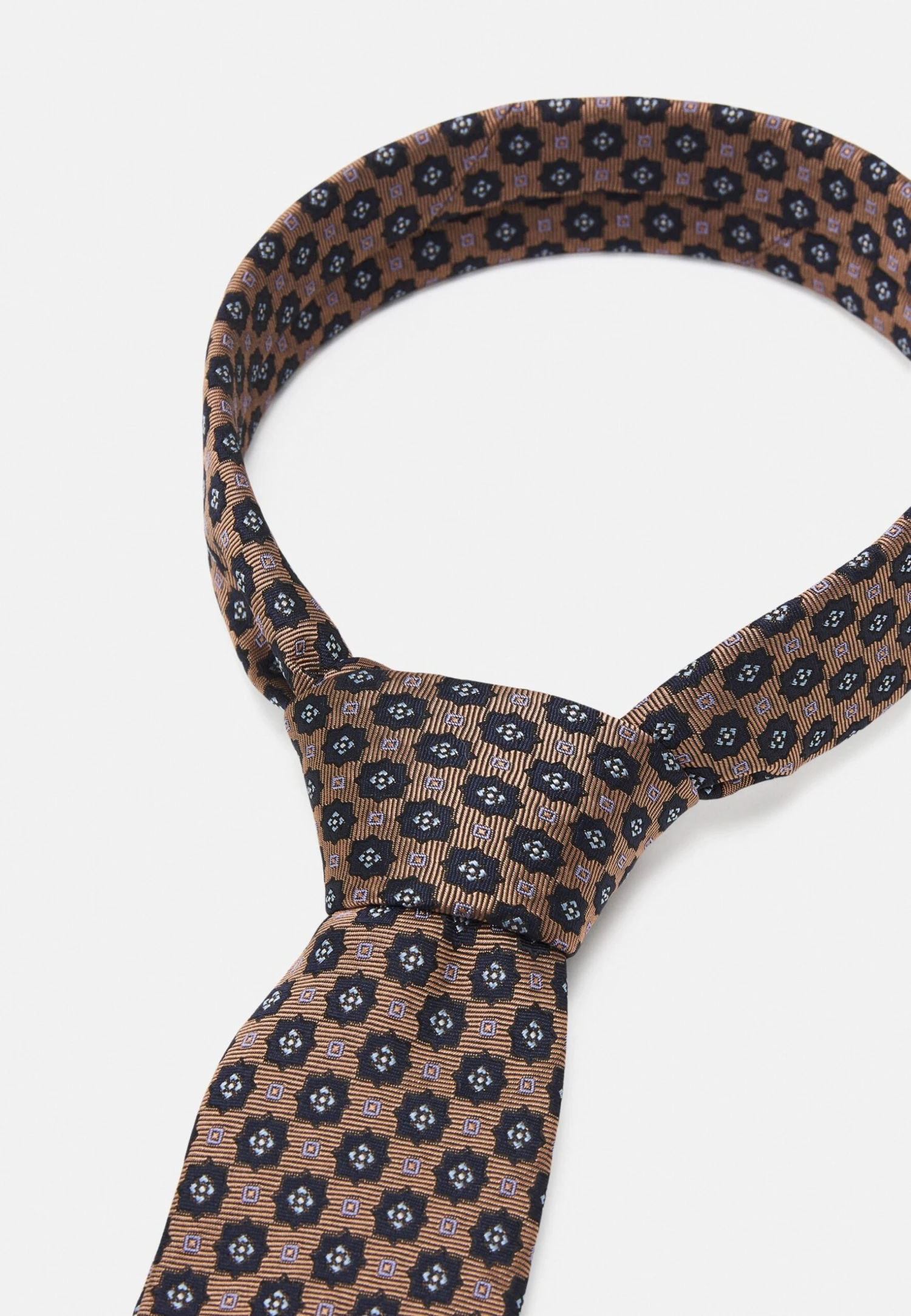 Hugo Tie - Tie - Light/Pastel Red 5 Hugo Tie - Tie - Light/Pastel Red - Image 3