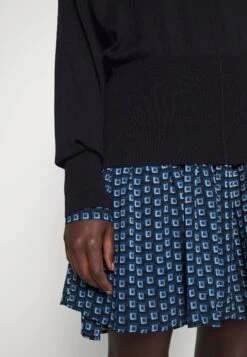 Hugo Slinnye - Jumper - Black -Hugo cd35050aea1f4b158c06faed561530d7