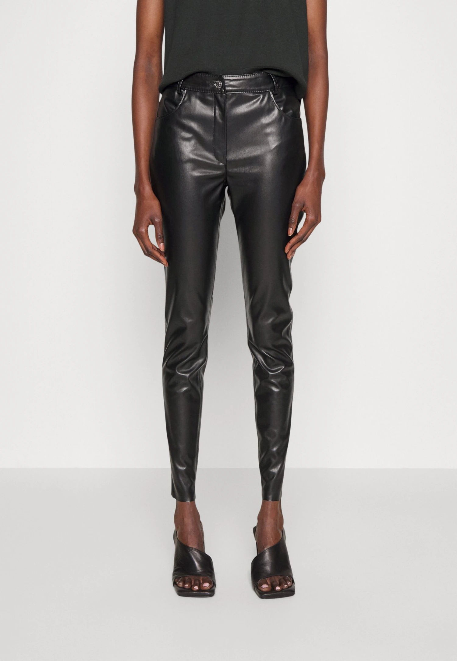 Hugo Hisura - Leggings - Trousers 3 Hugo Hisura - Leggings - Trousers