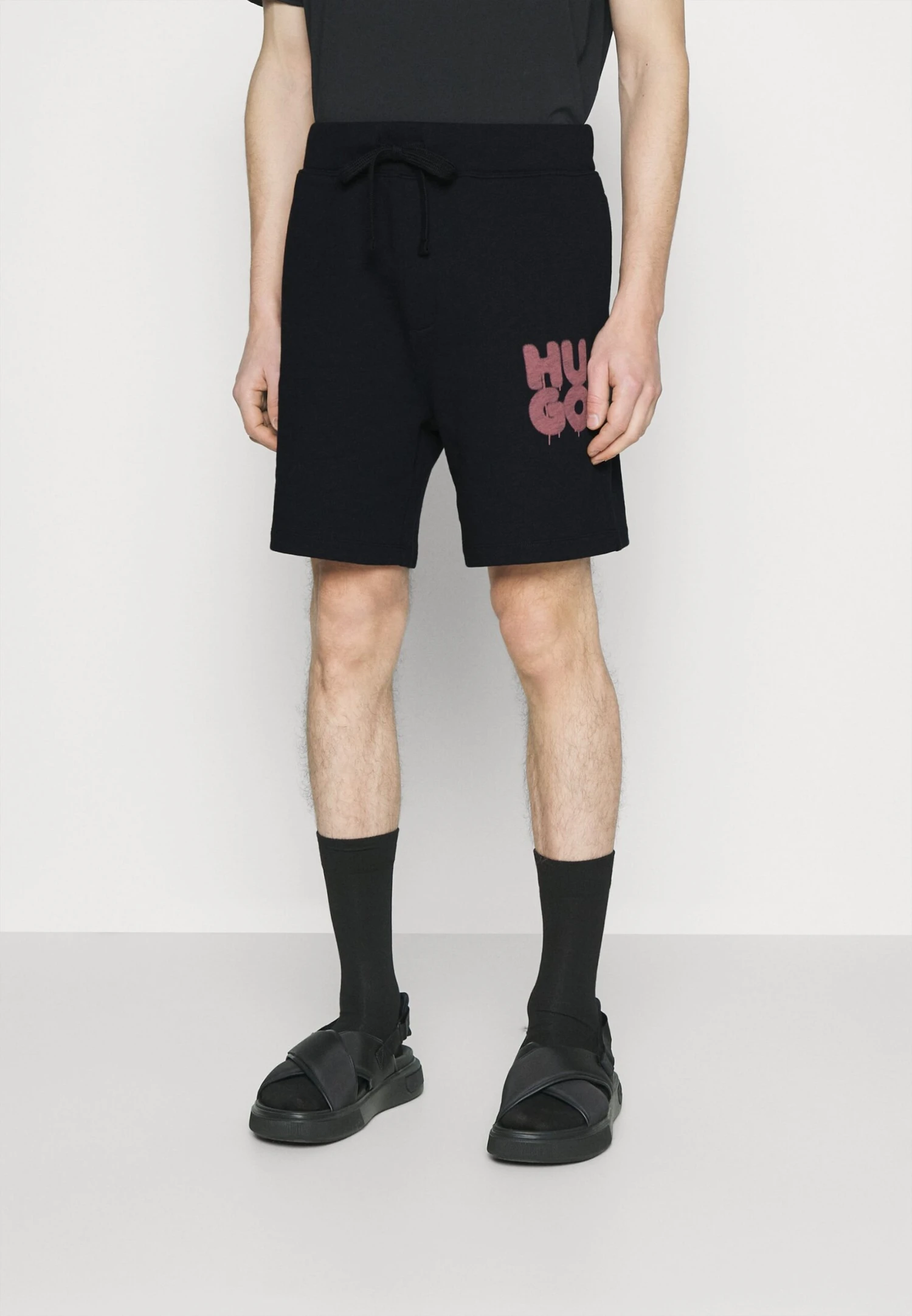 Hugo Dolivar - Shorts - Black 3 Hugo Dolivar - Shorts - Black
