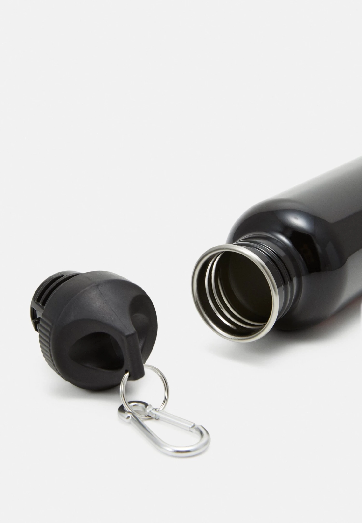 Hugo Water Bottle Unisex - Drink Bottle - Black 5 Hugo Water Bottle Unisex - Drink Bottle - Black - Image 3