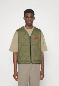 Hugo Bethano - Waistcoat - Open Green