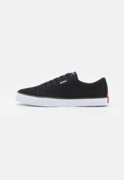 Hugo Dyer - Trainers - Black