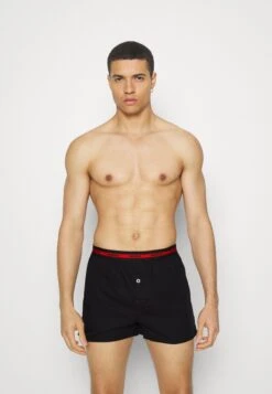 Hugo -Hugo dbea8198c4684dc8863762d58bc92d30