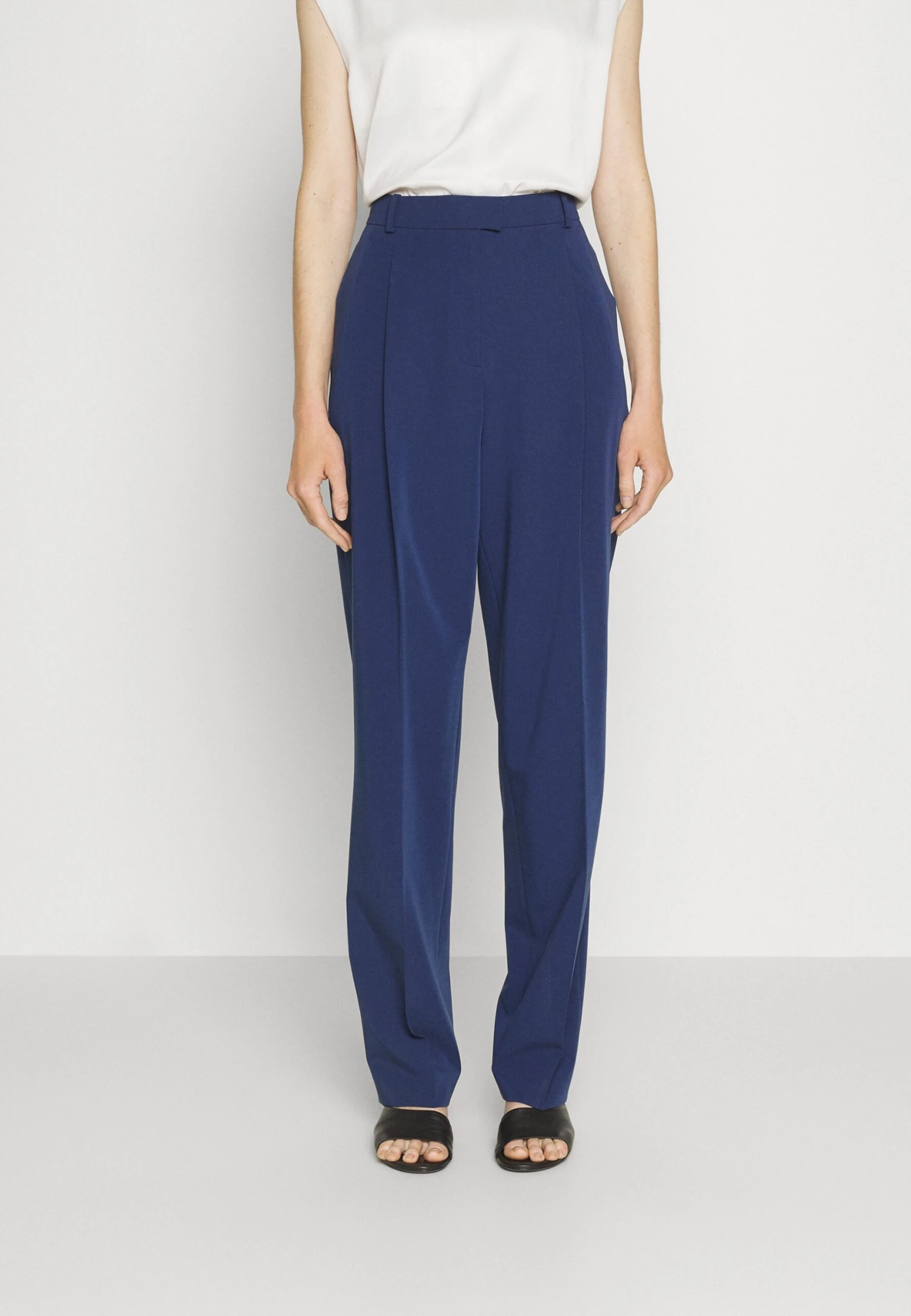 Hugo Hasabu - Trousers 3 Hugo Hasabu - Trousers