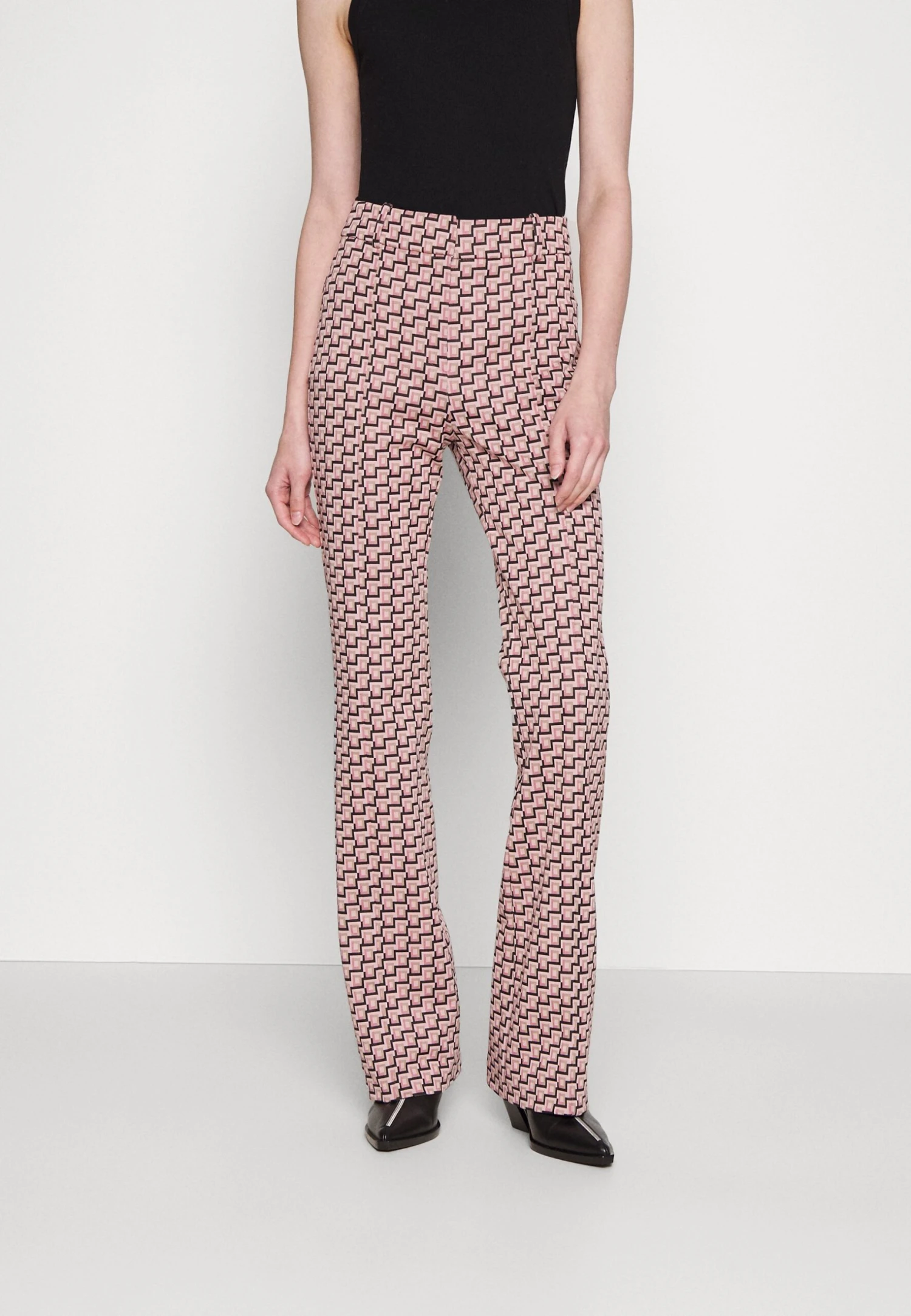 Hugo Haflare - Trousers 3 Hugo Haflare - Trousers