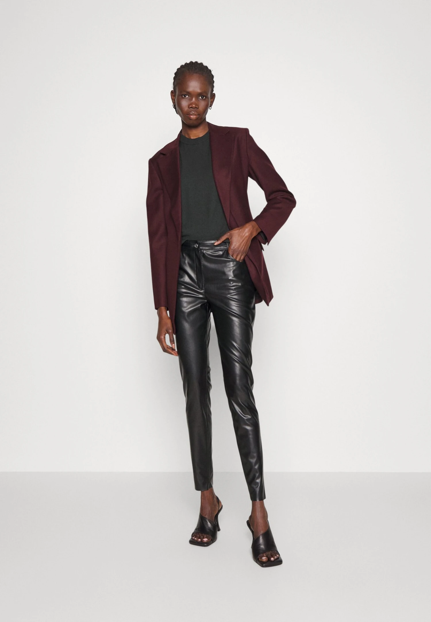 Hugo Hisura - Leggings - Trousers 4 Hugo Hisura - Leggings - Trousers - Image 2