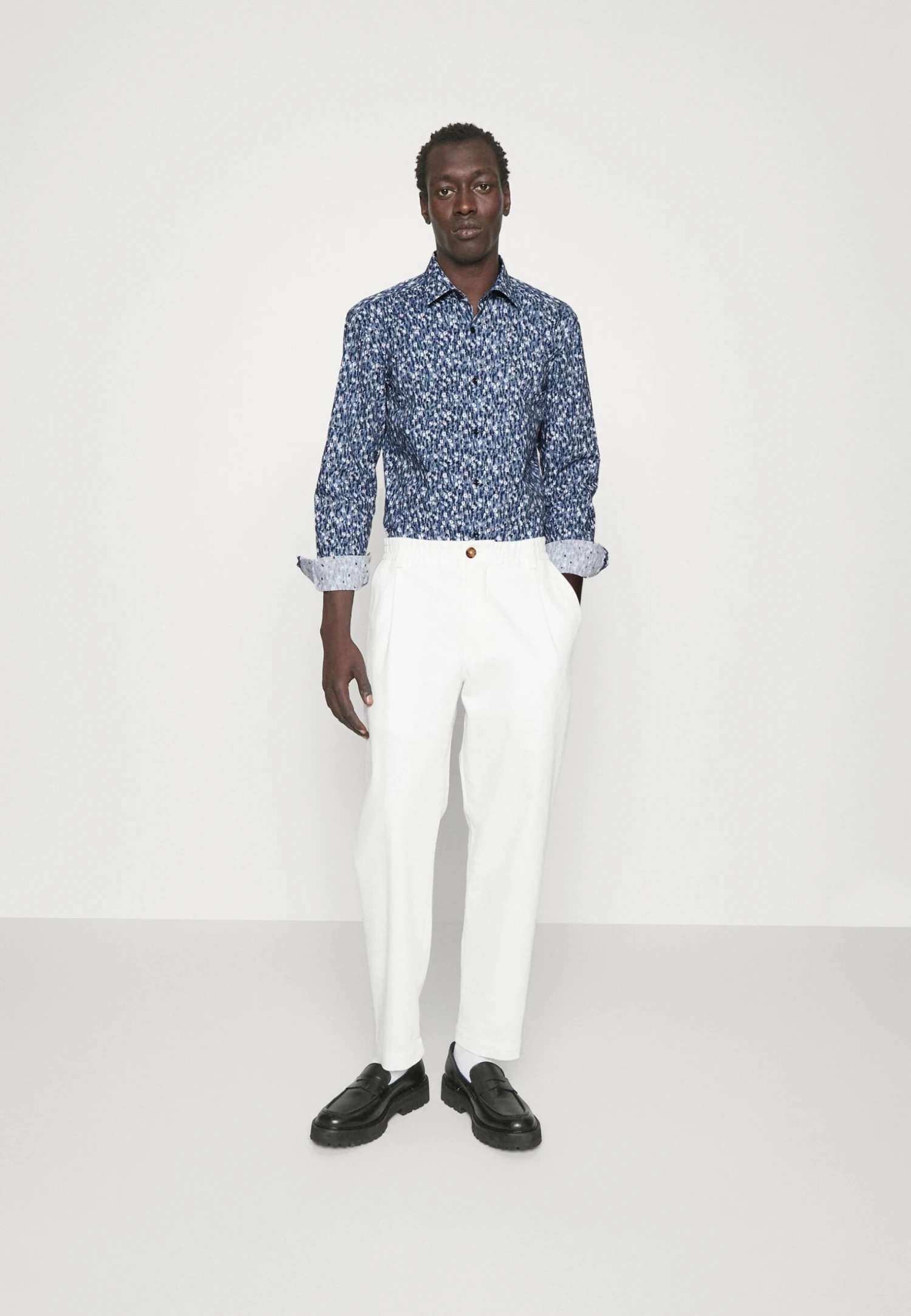 Hugo Kenno - Shirt - Navy 4 Hugo Kenno - Shirt - Navy - Image 2