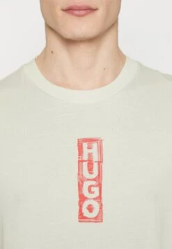 Hugo Dalbula - Print T-Shirt 13 Hugo Dalbula - Print T-Shirt -Hugo dced49a8353045bdb76d8135ed4ede98