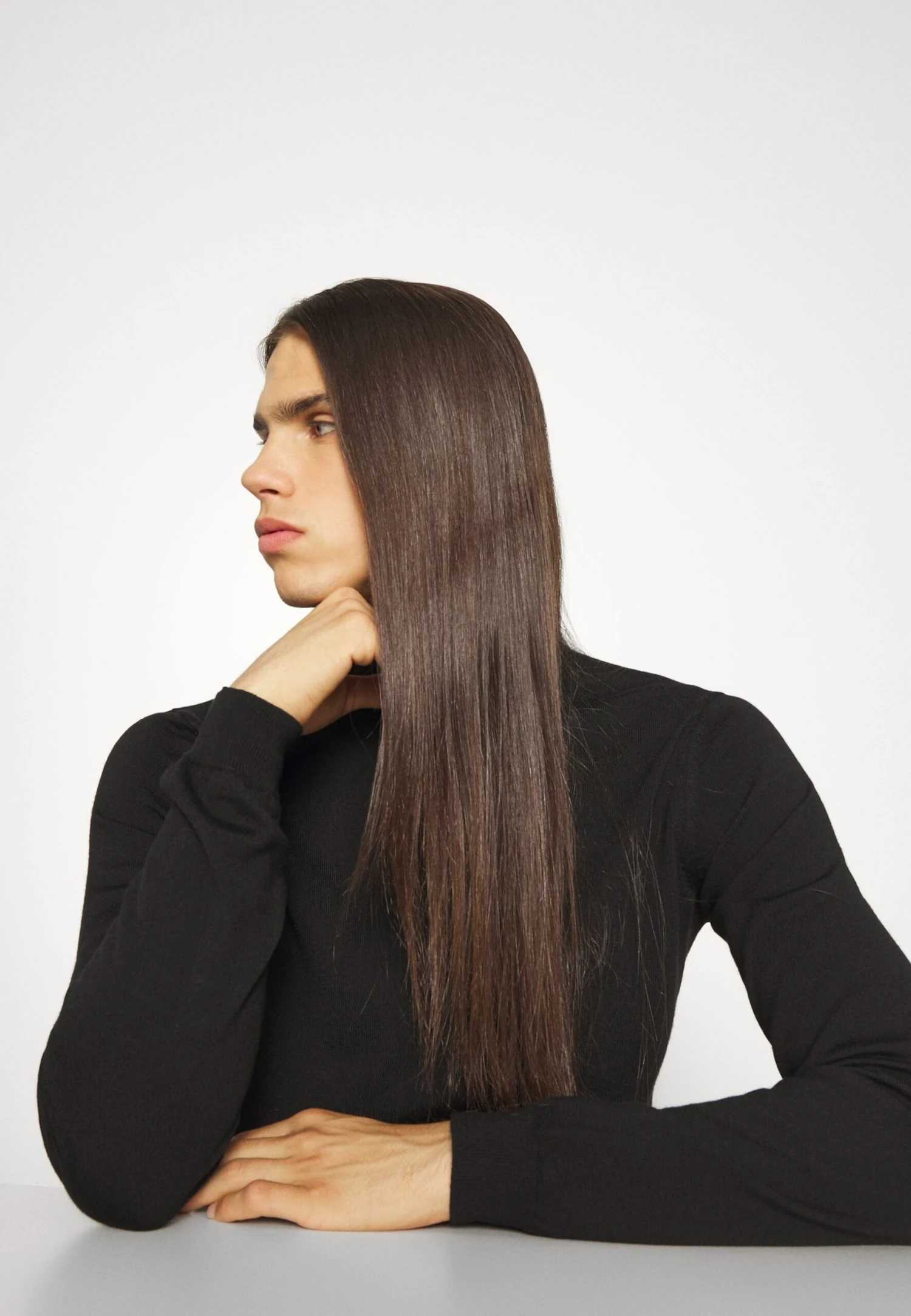 Hugo San Thomas - Jumper - Black 6 Hugo San Thomas - Jumper - Black - Image 4