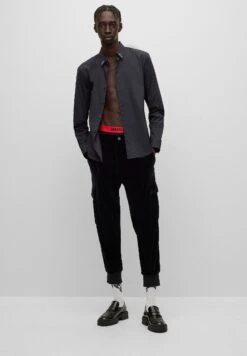 Hugo Glavin231F1 10246187 01 - Cargo Trousers - Black 8 Hugo Glavin231F1 10246187 01 - Cargo Trousers - Black -Hugo e4c4fa56f2214b4b9b4295de53cf5234