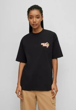 Hugo Drisela - Print T-Shirt 9 Hugo Drisela - Print T-Shirt -Hugo e84e38c1e9ae41599c98c6873a236f2e