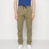 Hugo Davidon - Trousers - Open Green 1 Hugo Davidon - Trousers - Open Green -Hugo e8b85d70bdfd4e06aeb7fa384dcfb34a