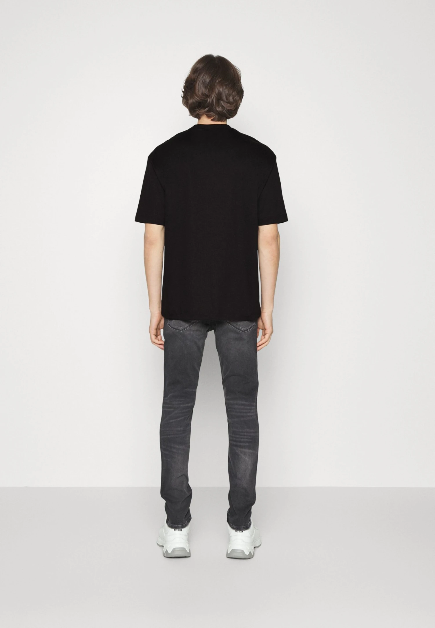 Hugo Basic T-Shirt - Black 5 Hugo Basic T-Shirt - Black - Image 3