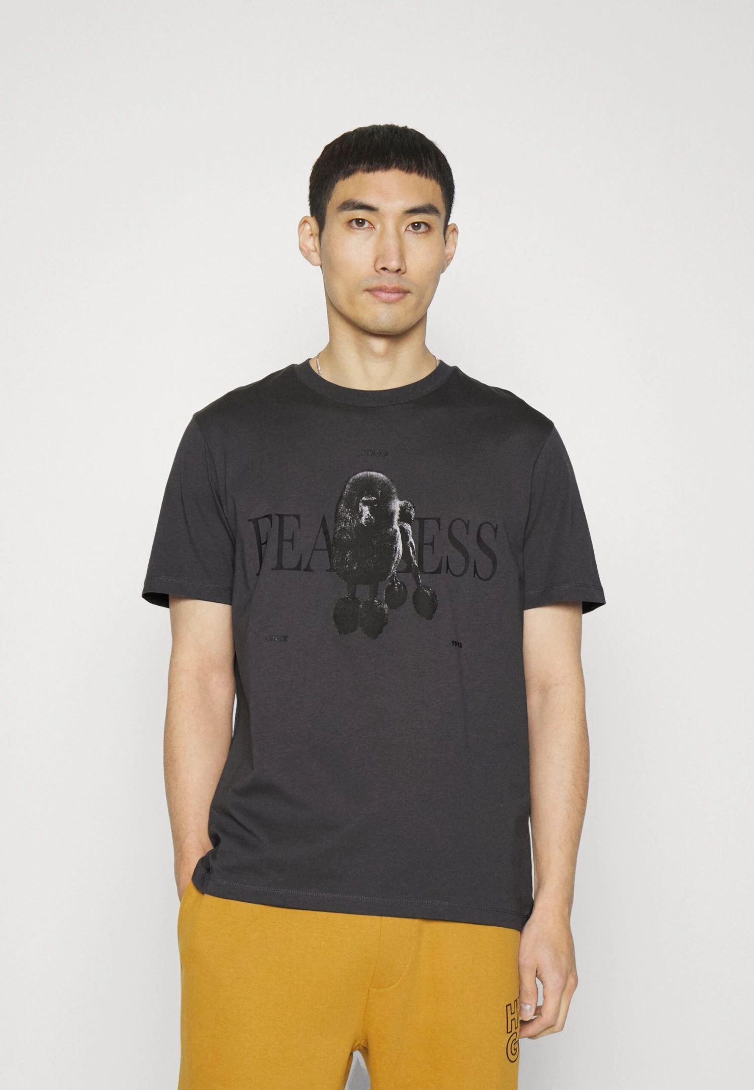 Hugo Dogotino - Print T-Shirt - Dark Grey 3 Hugo Dogotino - Print T-Shirt - Dark Grey