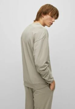 Hugo Labelled - Sweatshirt - Light Green Three 9 Hugo Labelled - Sweatshirt - Light Green Three -Hugo ed60eba9fb20439b84dd8d4bdcaa5e79