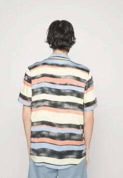 Hugo Ellino - Shirt - Open Miscellaneous 10 Hugo Ellino - Shirt - Open Miscellaneous -Hugo edc11275b5ae4f069f1d6767659c0af6