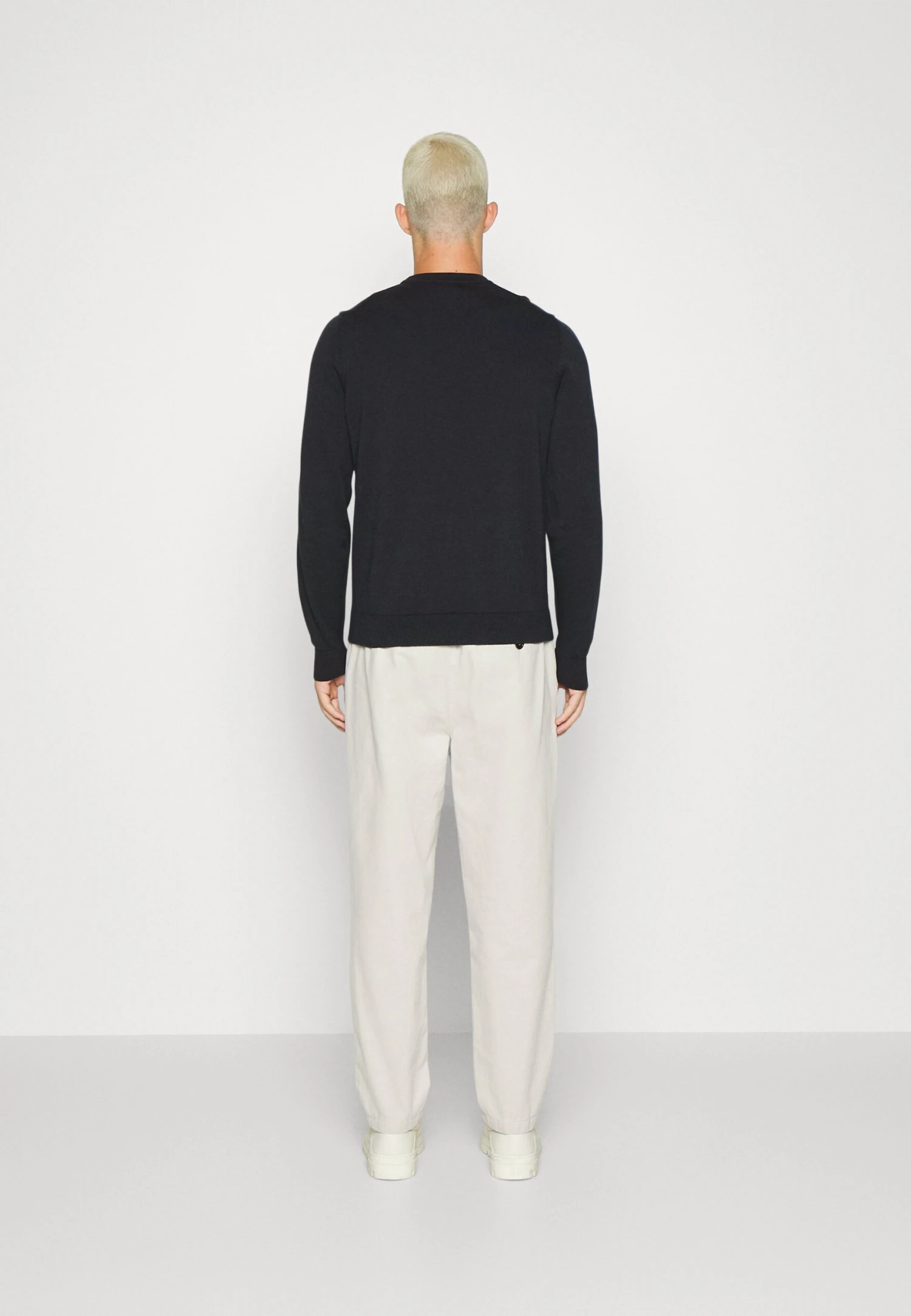 Hugo San Cassius - Jumper - Navy 5 Hugo San Cassius - Jumper - Navy - Image 3